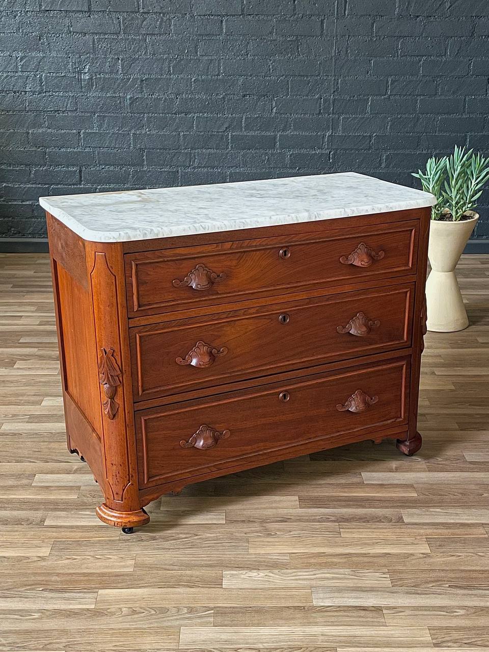 Antique American Walnut & Marble Top Dresser with Three Drawers, c.190 Vintage Supply Antique American Walnut & Marble Top Dresser with Three Drawers, c.190 Vintage Supply