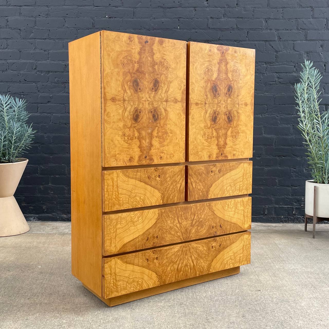 Mid-Century Modern Olive Burl Wood Highboy Dresser by Lane, c.1960's – Vintage Supply Mid-Century Modern Olive Burl Wood Highboy Dresser by Lane, c.1960's – Vintage Supply