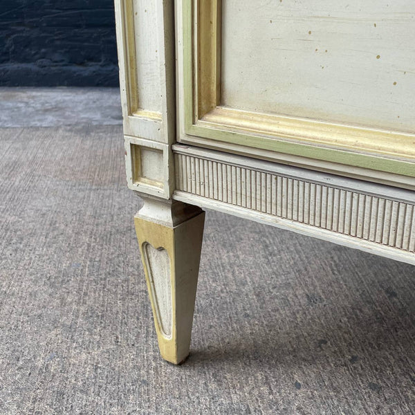 Vintage French Provincial Style 9-Drawer Dresser by Stanley, c.1960’s