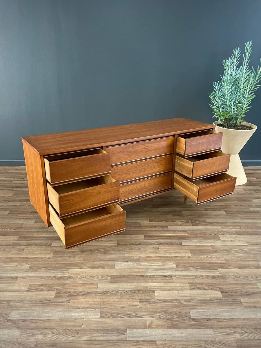 Mid-Century Modern 9-Drawer Walnut Dresser, c.1960's