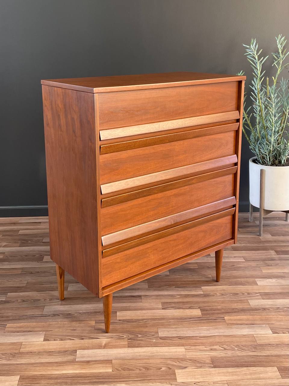 Mid-Century Modern Walnut Highboy Dresser by Bassett Furniture, c.1960 – Vintage Supply Mid-Century Modern Walnut Highboy Dresser by Bassett Furniture, c.1960 – Vintage Supply