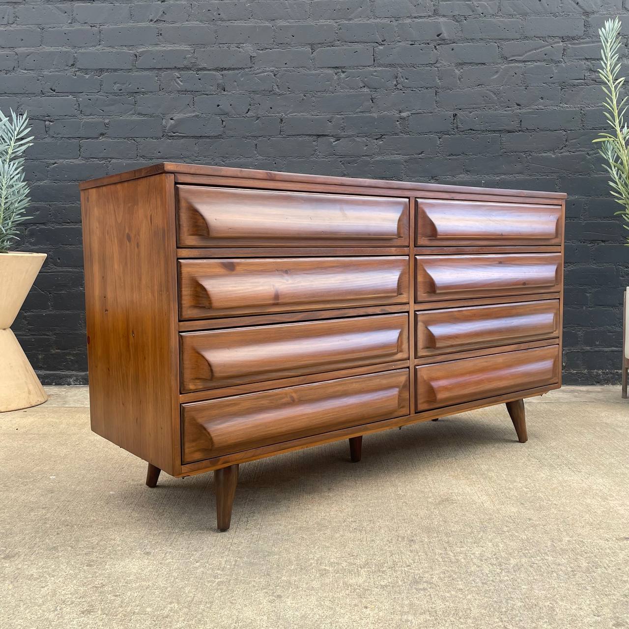 Mid-Century Modern 8-Drawer Dresser, c.1960's Vintage Supply Mid-Century Modern 8-Drawer Dresser, c.1960's Vintage Supply