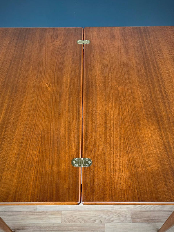 Karl-Erik Ekselius Expanding Walnut Dining Table for Dux, c.1950’s