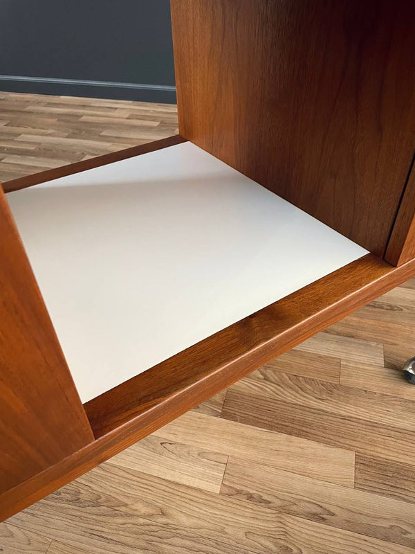 Mid-Century Modern Expanding Rolling Serving Bar Cart, c.1960’s