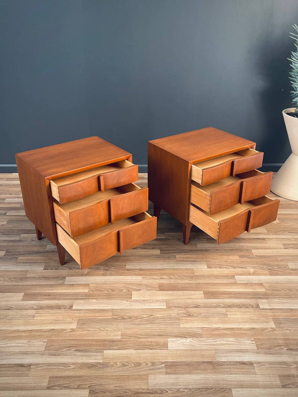 Pair of Mid-Century Modern Walnut Night Stands by American of Martinsville, c.1950’s