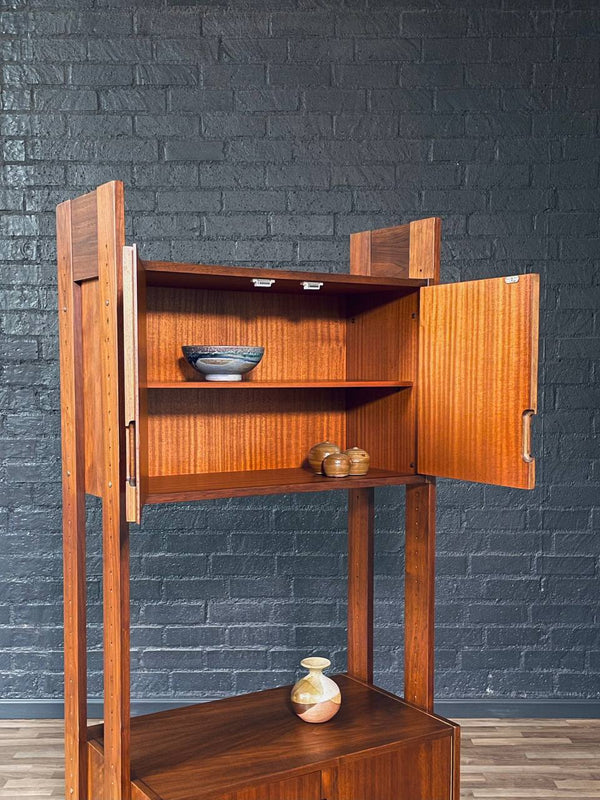 Mid-Century Modern Free-Standing Walnut Bookshelf Storage Unit, c.1960’s