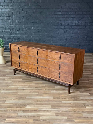 Mid-Century Modern Sculpted Dresser by American of Martinsville, c.1960’s