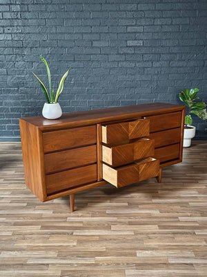 Mid-Century Modern 9-Drawer Walnut Dresser by Lane, c.1960’s