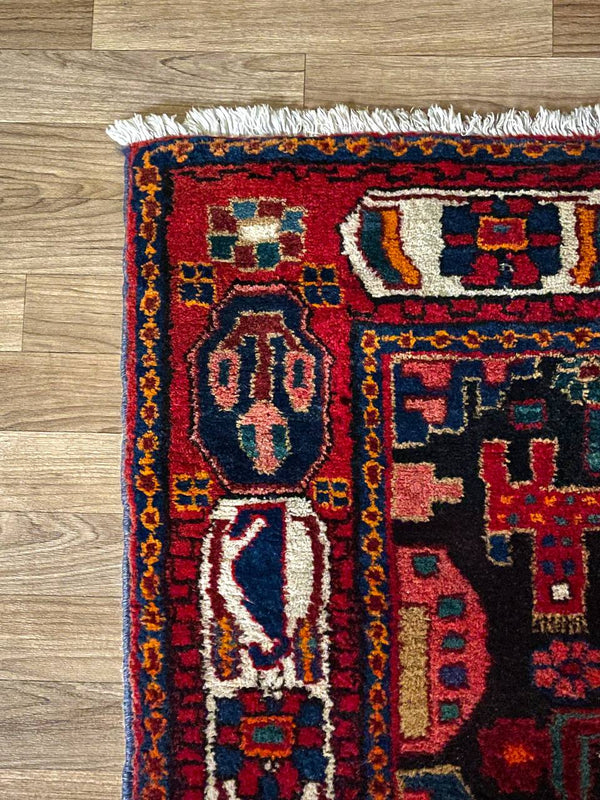 Vintage Persian Bakhtiari Garden Panel Rug – Hand-Knotted Wool, c.1940s
