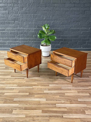Pair of Mid-Century Modern Night Stands by Ward Furniture
