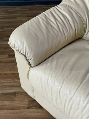 Pair of Vintage Post Modern Italian Leather Lounge Chairs by Natuzzi Salotti, c.1980’s