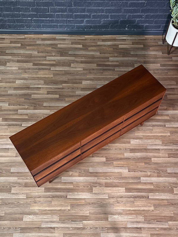 Mid-Century Modern Walnut & Rosewood Dresser by Stanley, c.1960’s