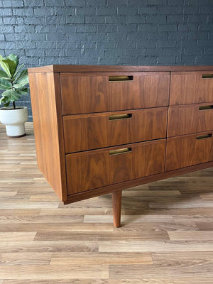 Mid-Century Modern Walnut 9-Drawer Dresser, c.1960’s