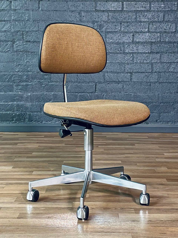 Danish Modern Office Swivel Chair Jorgen Rasmussen for Labofa, c.1960’s
