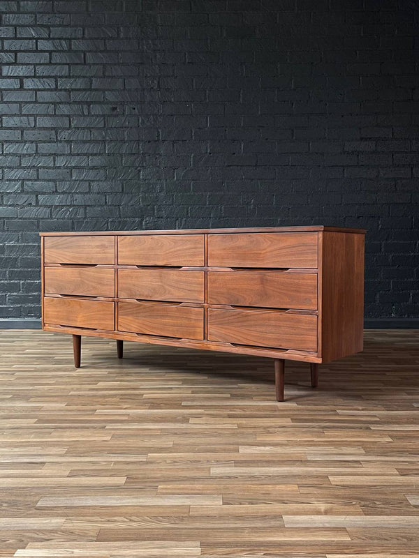 Mid-Century Modern 9-Drawer Walnut Dresser, c.1960’s