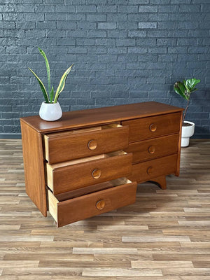 Mid-Century Modern 6-Drawer Dresser by Ronney & Sons, c.1960’s