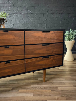 Mid-Century Modern Walnut 9-Drawer Dresser by The Rapport Co., c.1960’s
