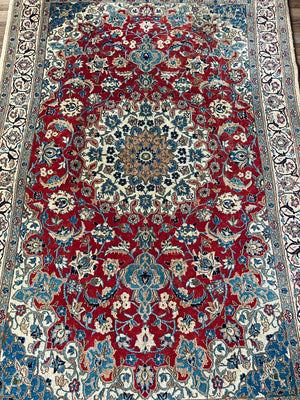 Vintage Hand-Knotted Persian Kashan Rug w/ Floral Medallion Design c.1960’s
