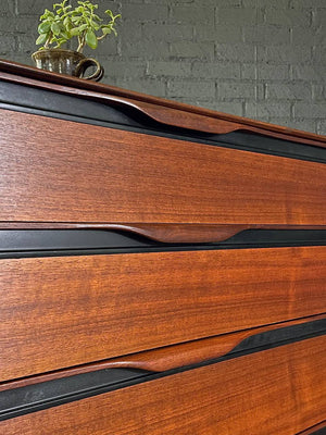 Mid-Century Modern Dresser by John Kapel for Glenn of CA, c.1960’s
