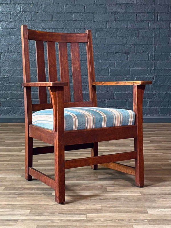 Arts & Craft Mission Oak Armchair by Stickley, c.1910’s