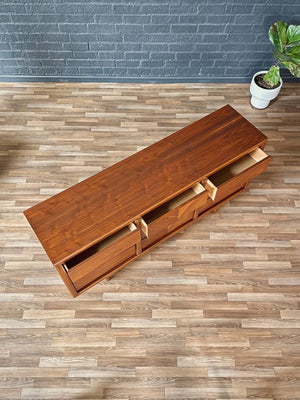 Mid-Century Modern 9-Drawer Walnut Dresser by Lane, c.1960’s