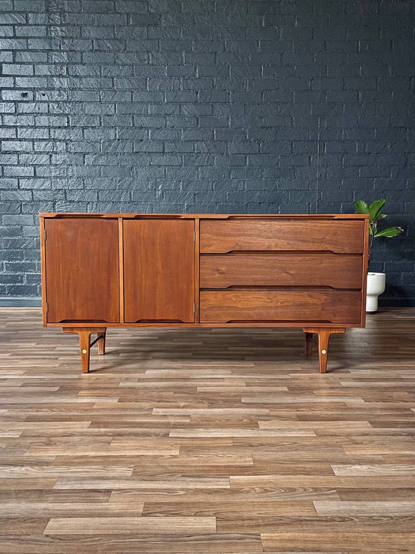 Mid-Century Modern Sculpted Walnut Credenza by Stanley, c.1960’s