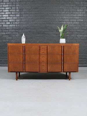 Mid Century Modern Dresser by American of Martinsville, c.1960's