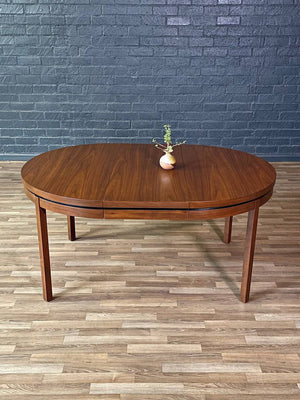 Expanding Merton Gershun “Esprit” Walnut Dining Table for Dillingham, c.1970’s