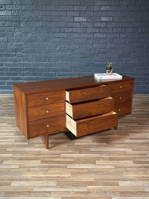 Mid-Century Modern Walnut Dresser by Harmony House, c.1960’s