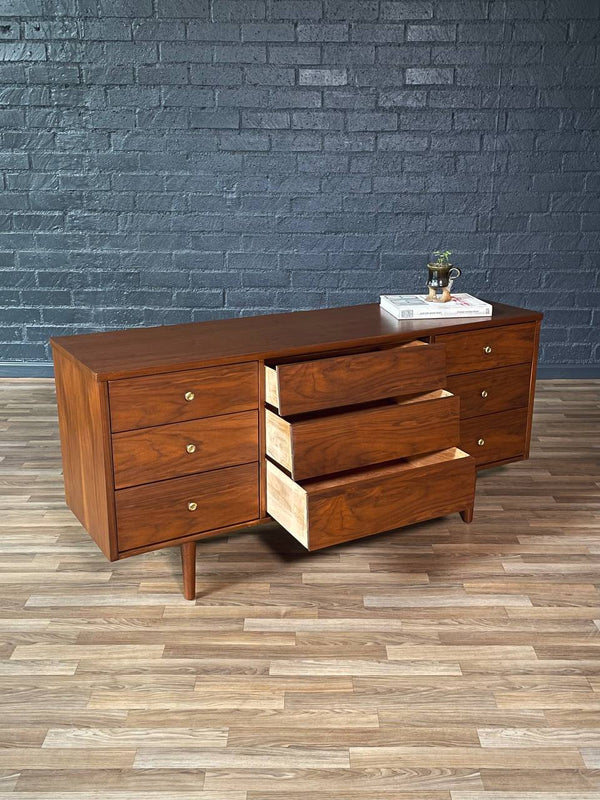 Mid-Century Modern Walnut Dresser by Harmony House, c.1960’s
