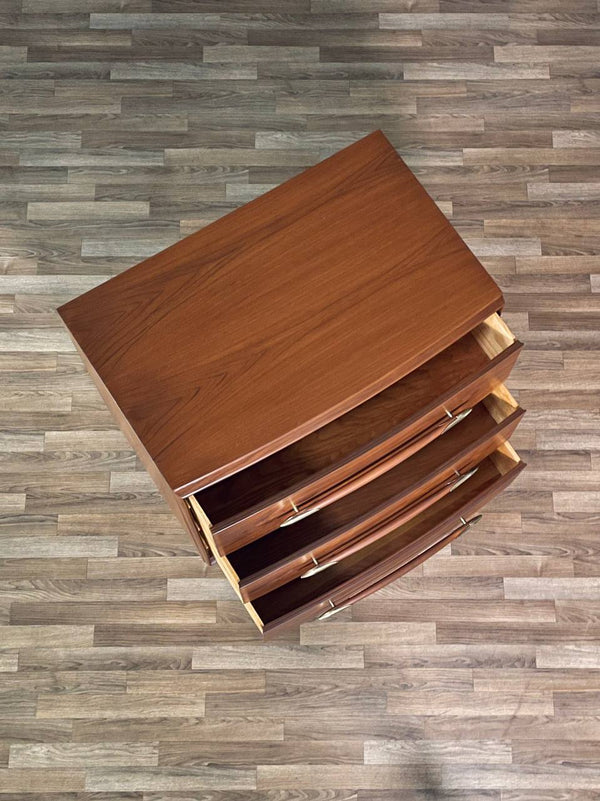 T.H. Robsjohn Gibbings Walnut Dresser for Widdicomb, c.19650’s