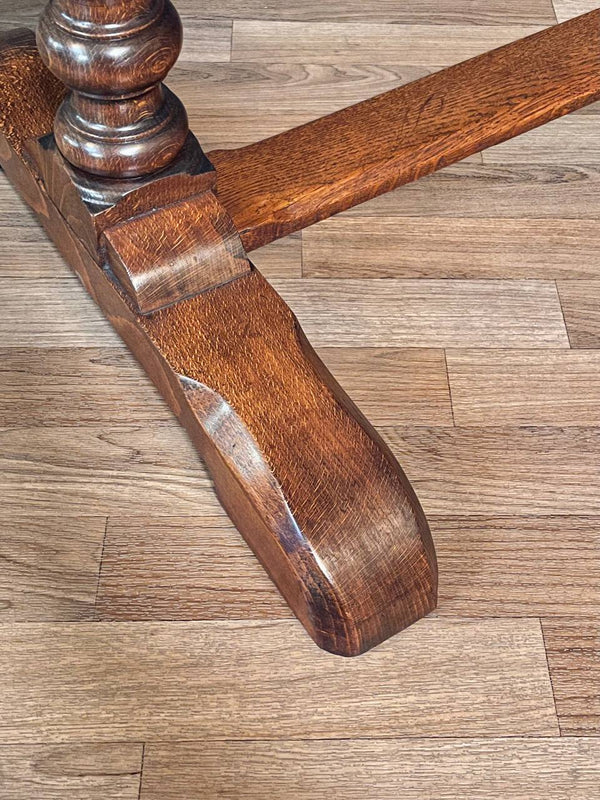 American Arts & Crafts Tiger Oak Draw-Leaf Dining Table, c.1920’s