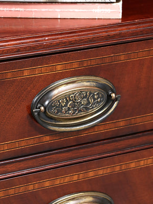 Pair of American Federal Style Mahogany Night Stands by Heritage Henredon, c.1960’s