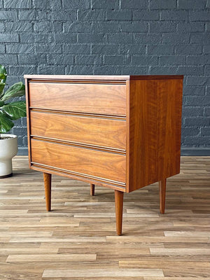 Mid-Century Modern 3-Drawer Dresser by Dixie, c.1960’s