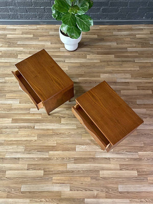 Pair of Mid-Century Modern Night Stands by Ward Furniture
