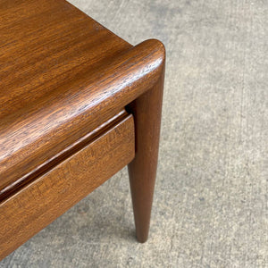 Vintage Mid-Century Modern Side Table by John Keal for Brown Saltman, c.1960’s
