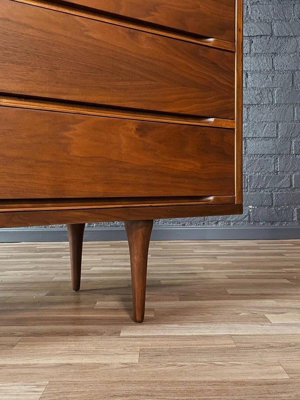 Mid-Century Modern 9-Drawer Walnut Dresser by LA Period, c.1960’s