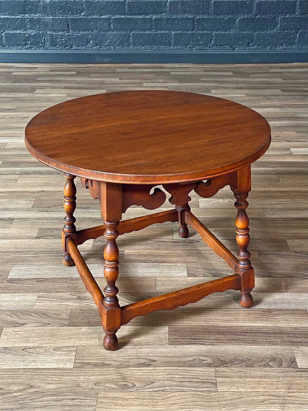 American Colonial Style Round Maple Side Table w/ Turned Legs, c.1930’s