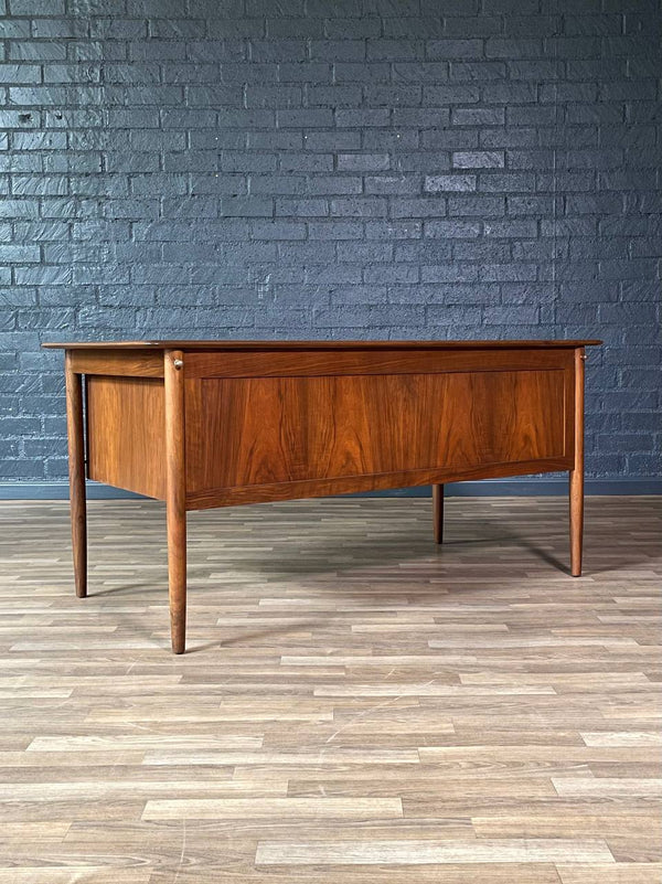 Mid-Century Danish Modern Walnut Executive Desk by Gunnar Schwartz, c.1960’s