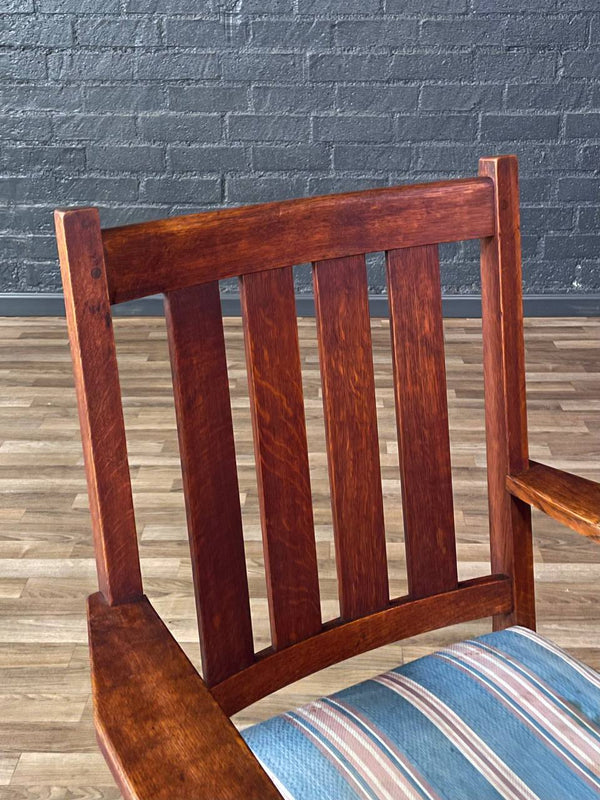 Arts & Craft Mission Oak Armchair by Stickley, c.1910’s
