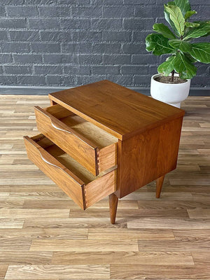 Pair of Mid-Century Modern Night Stands by Ward Furniture