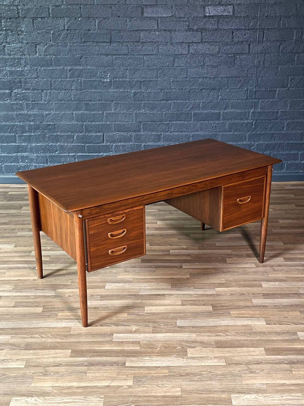 Mid-Century Danish Modern Walnut Executive Desk by Gunnar Schwartz, c.1960’s