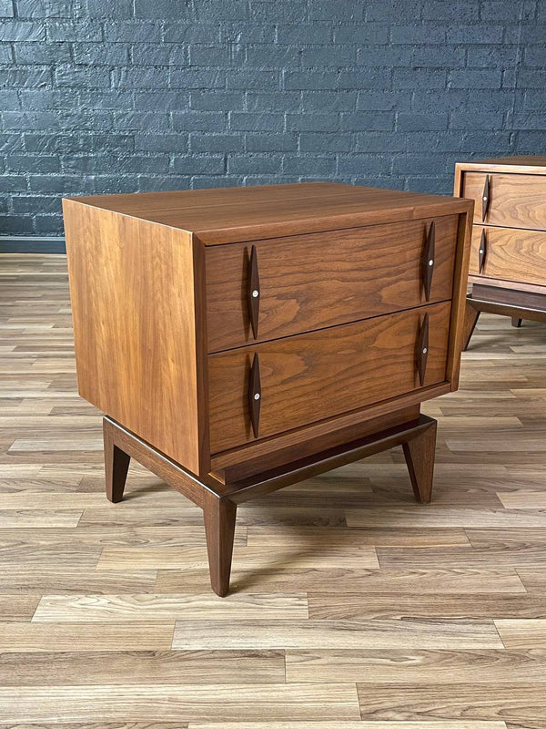 Pair of Mid-Century Modern Sculpted Night Stands by American of Martinsville, c.1960’s