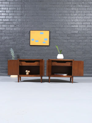 Pair of Mid-Century Modern Slatted Front Night Stands by American of Martinsville, c.1960’s