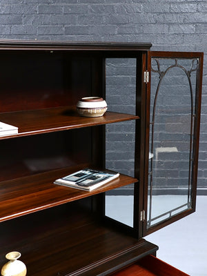 Antique English Sheraton Revival Mahogany & Glass Display Cabinet with Key, c.1920's