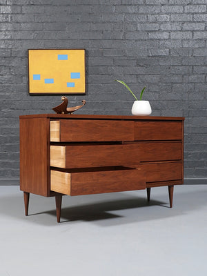 Mid-Century Modern Walnut 6-Drawer Dresser by Bassett Furniture, c.1960’s