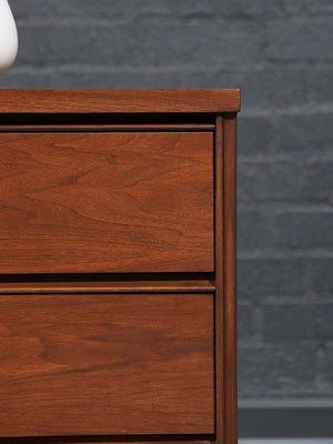Mid-Century Modern Walnut 6-Drawer Dresser by Bassett Furniture, c.1960’s