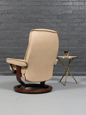 Scandinavian Modern “Stressless” Tan Leather Lounge Chair by Ekornes