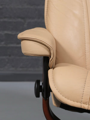 Scandinavian Modern “Stressless” Tan Leather Lounge Chair by Ekornes