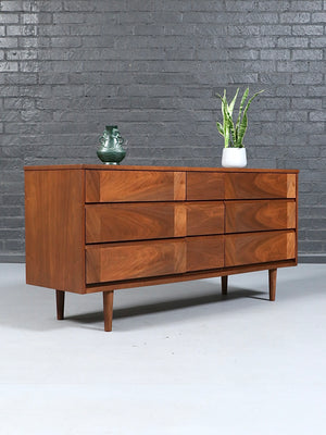 Mid Century Modern Walnut Dresser c.1960's
